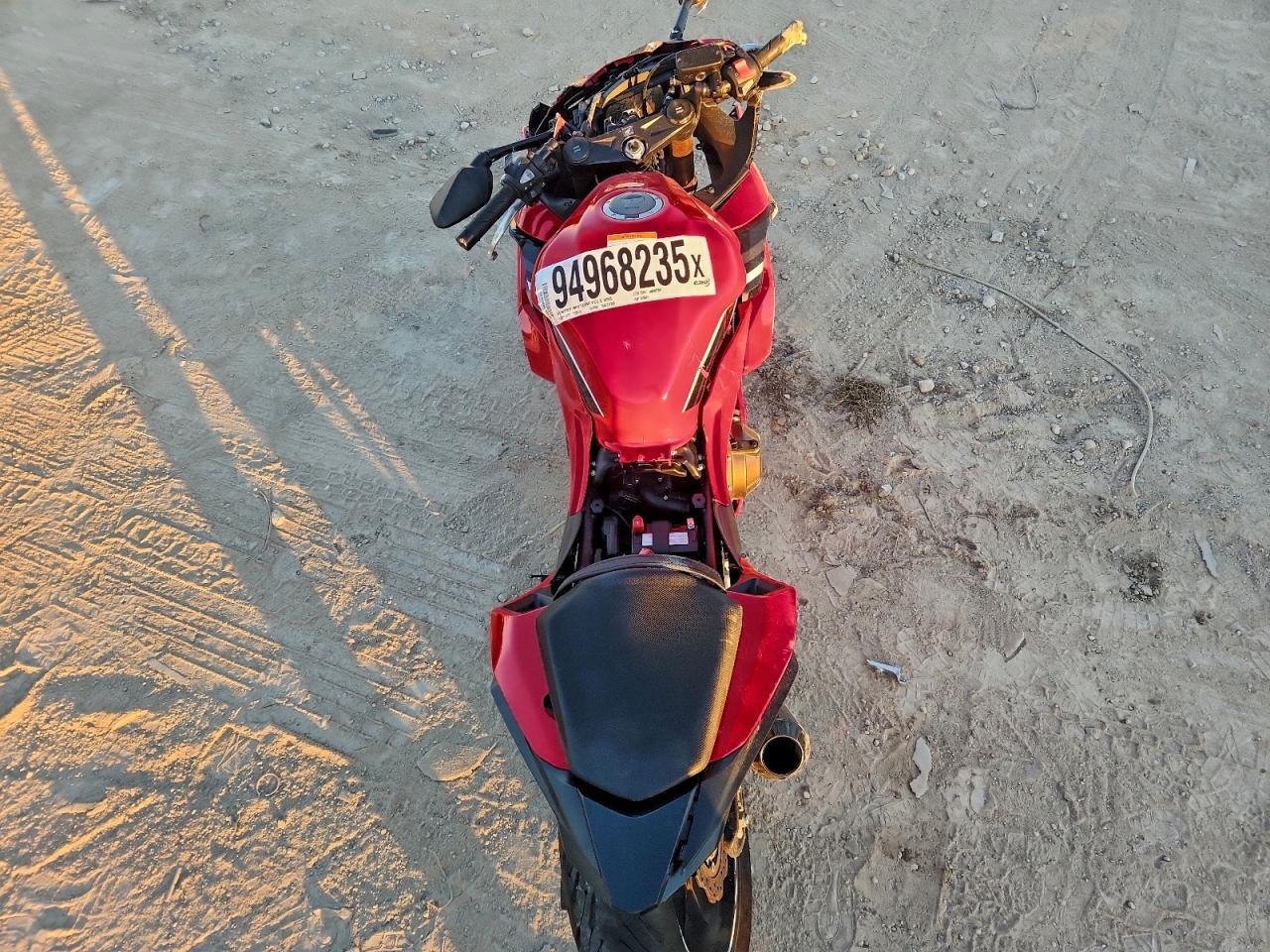 2023 Honda CBR500 RA