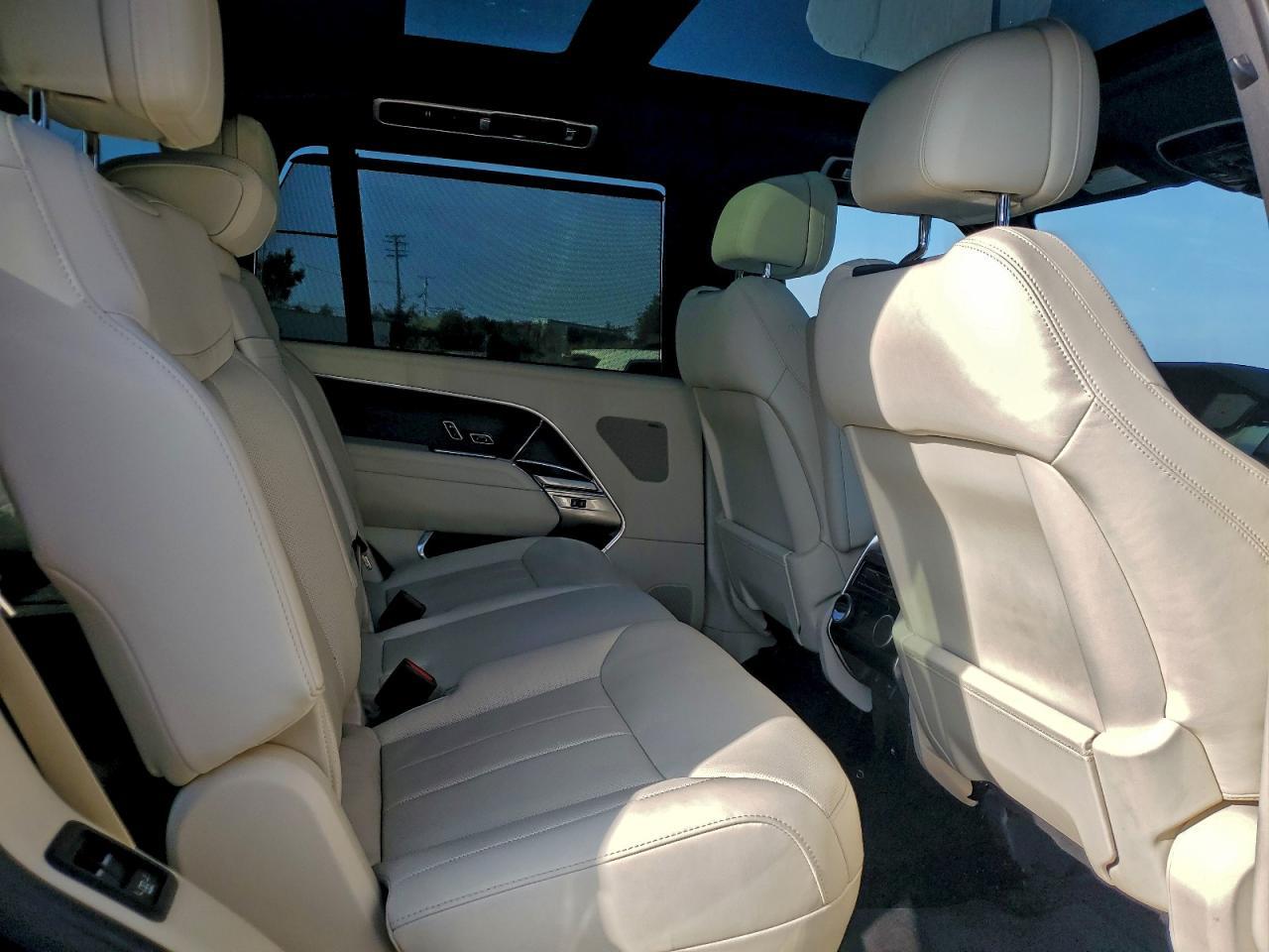 2024 Land Rover Range Rover se