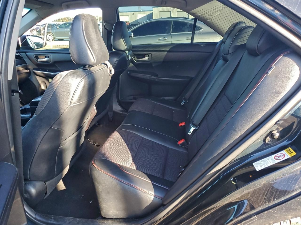 2016 Toyota Camry le