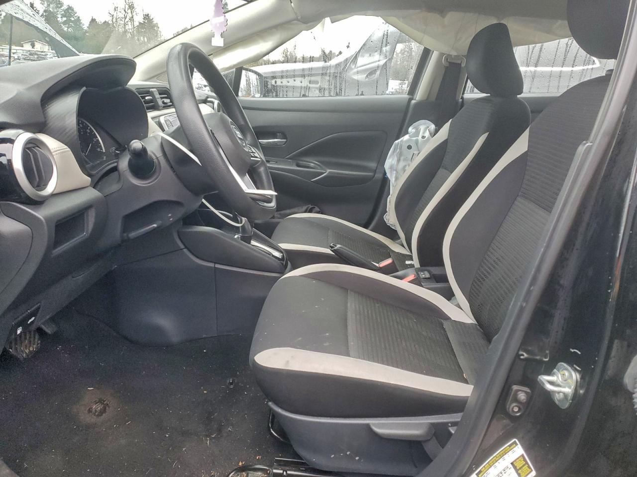 2020 Nissan Versa sv