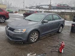 Salvage cars for sale from Copart Marlboro, NY: 2013 Volkswagen Jetta se
