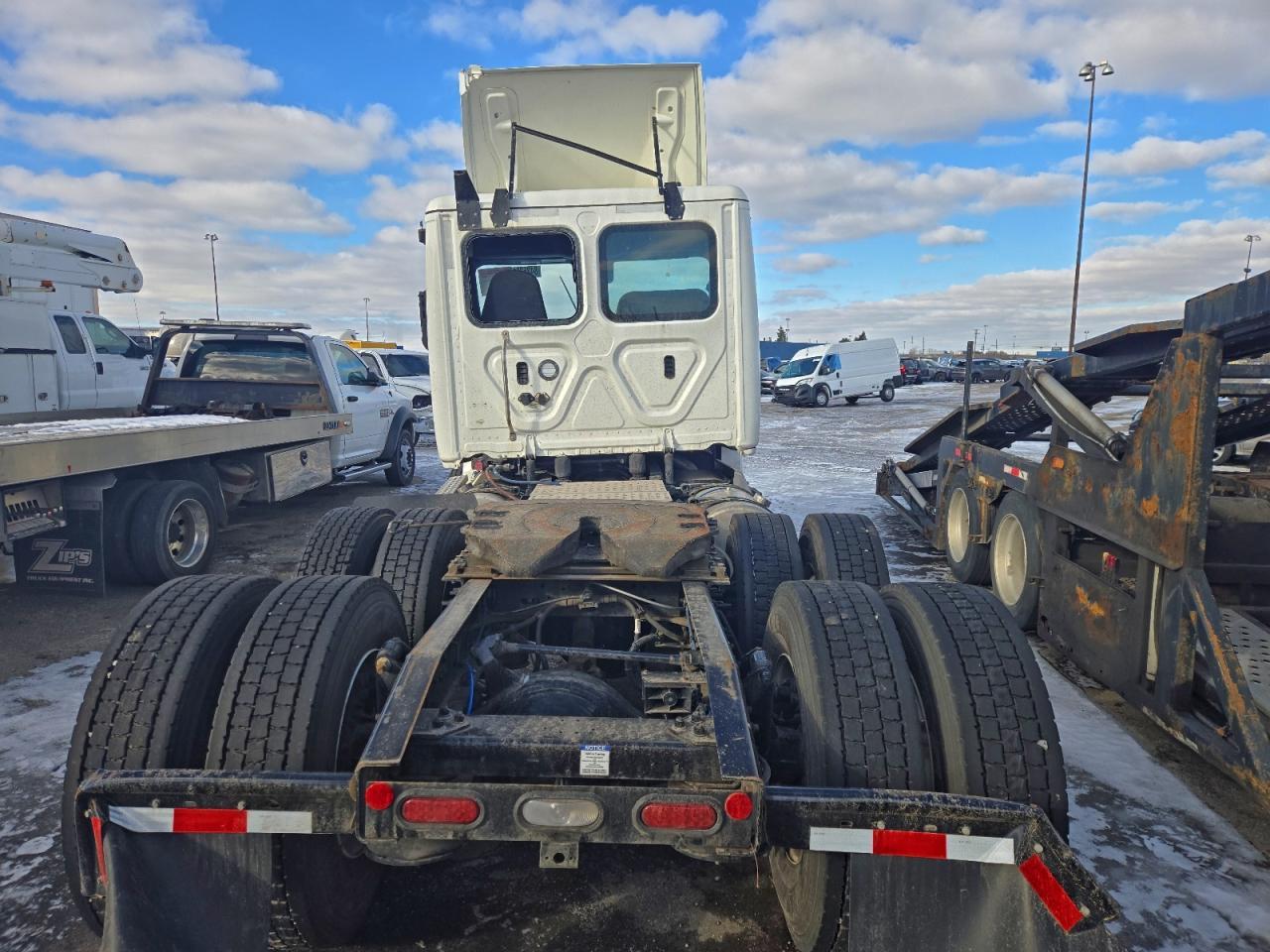 2024 Freightliner Cascadia 126 Semi Truck