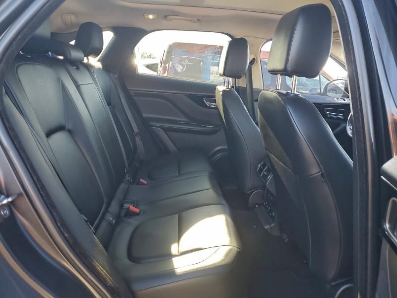 2018 Jaguar F-pace Premium