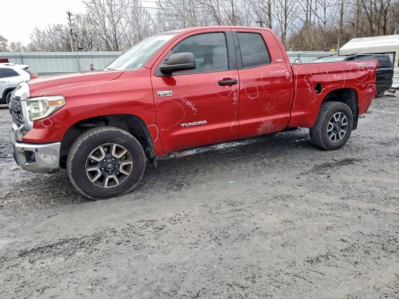 2018 Toyota Tundra Double cab sr