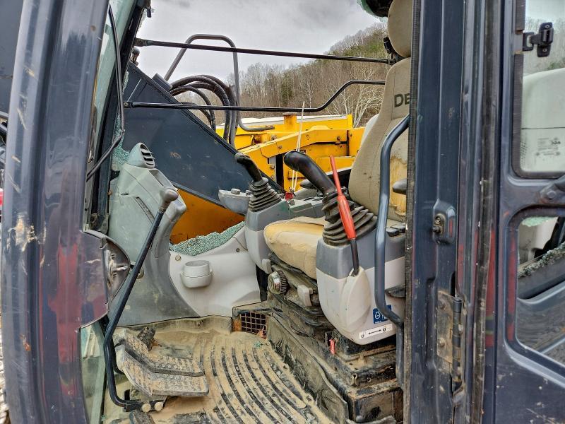 2015 John Deere 135G Excavator