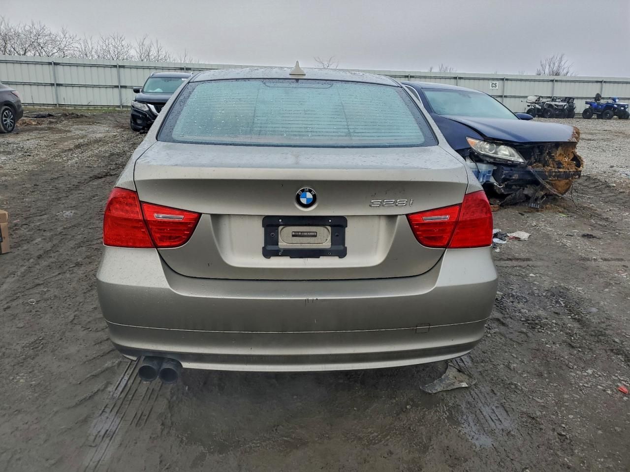2010 BMW 328 i