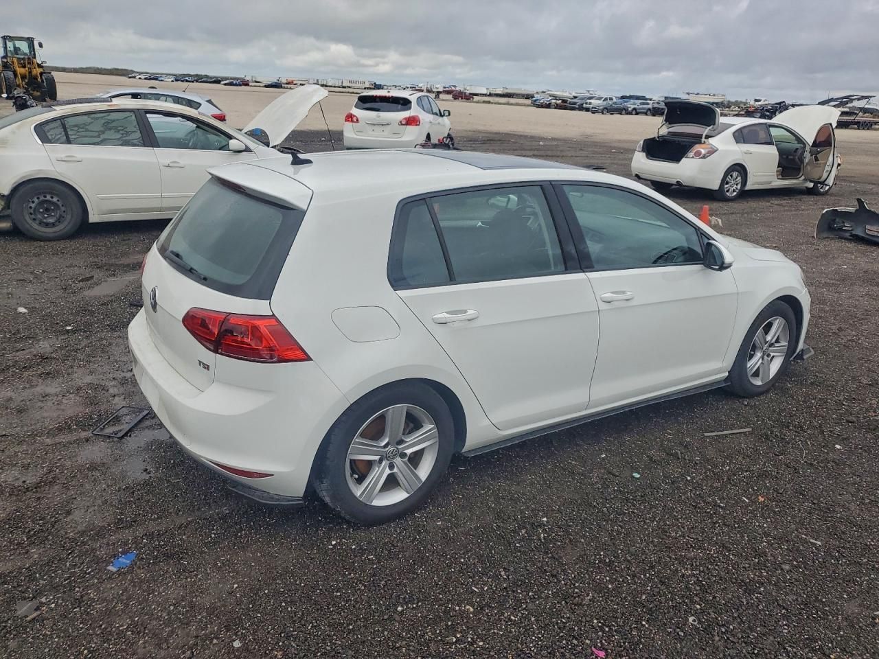 2017 Volkswagen Golf s