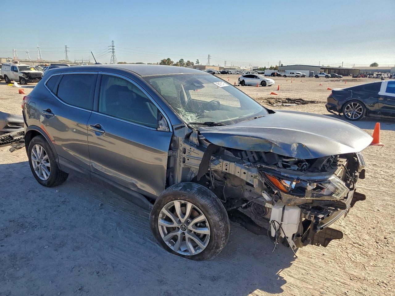 2020 Nissan Rogue Sport s