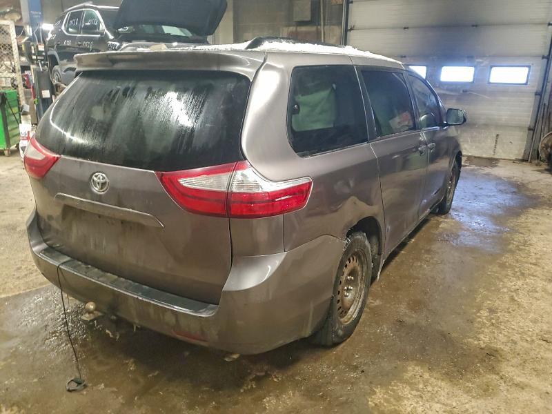 2016 Toyota Sienna le
