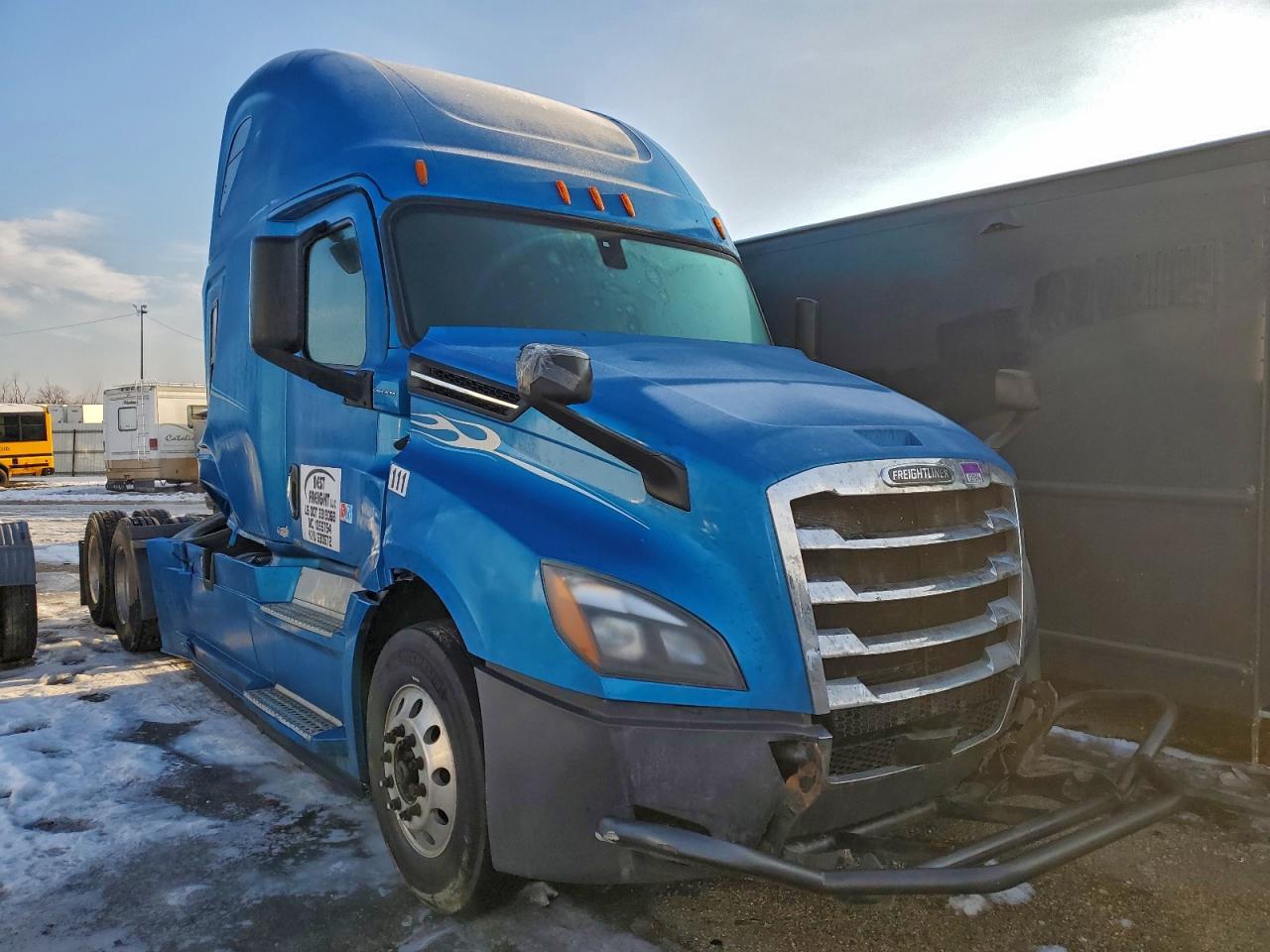 2020 Freightliner Cascadia 126 Semi Truck