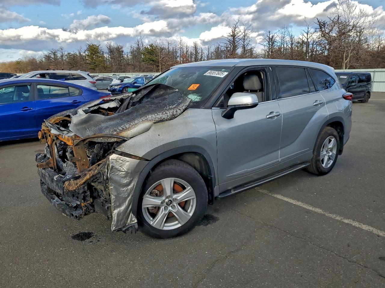 2020 Toyota Highlander l