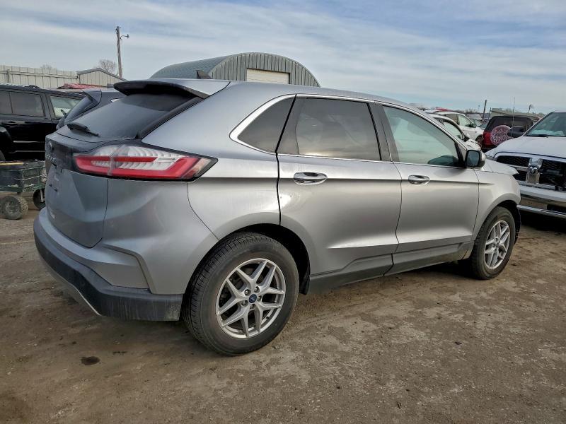 2021 Ford Edge sel
