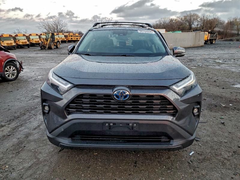 2022 Toyota Rav4 xle Premium