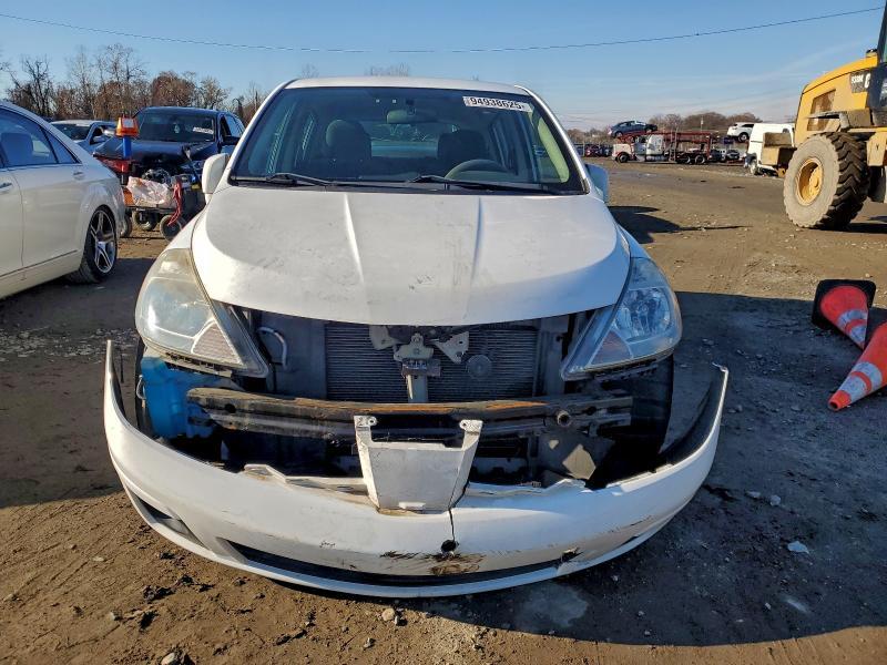 2012 Nissan Versa s