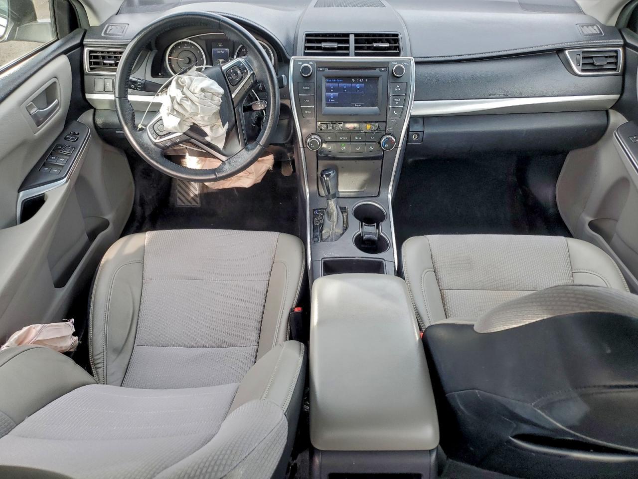 2017 Toyota Camry le
