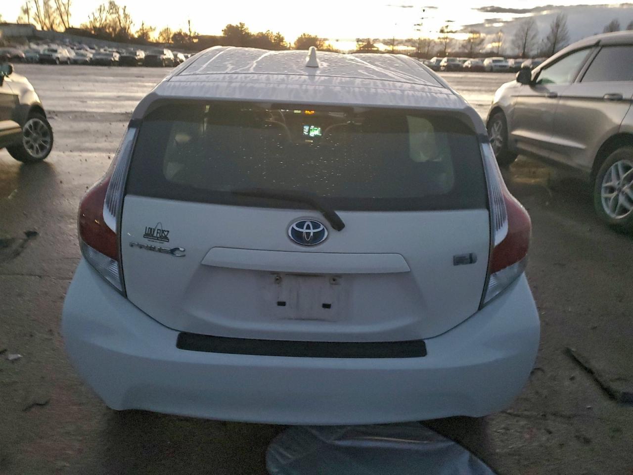 2015 Toyota Prius c