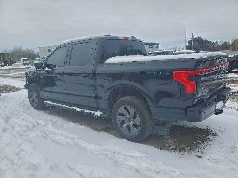 2022 Ford F150 Lightning pro