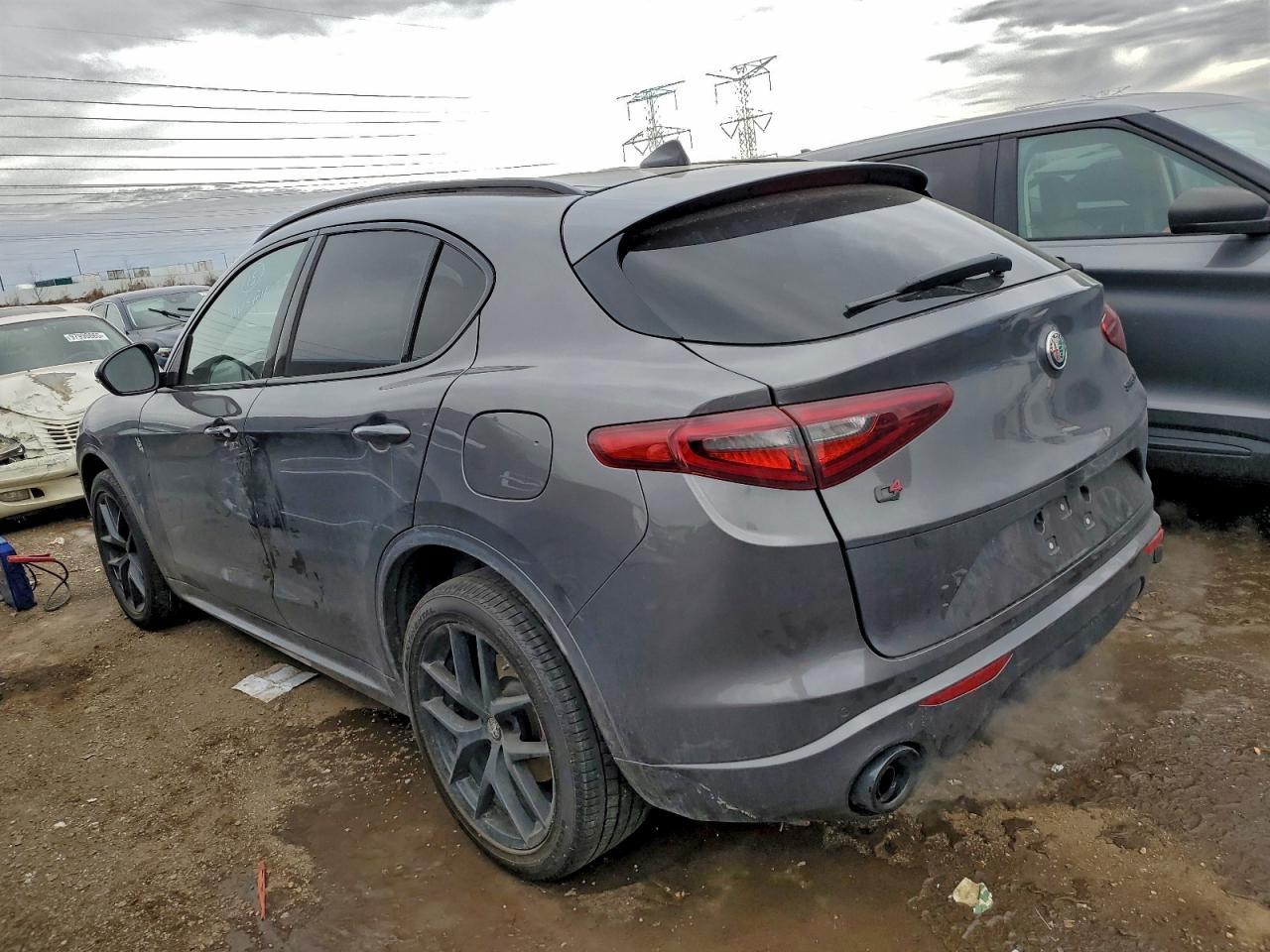 2020 Alfa Romeo Stelvio ti