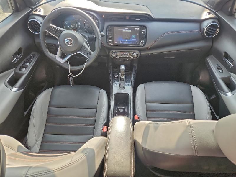 2021 Nissan Kicks sr