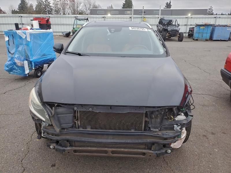 2015 Volvo V60 Cross Country Premier