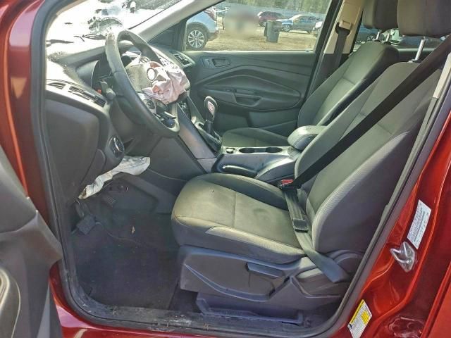 2014 Ford Escape s
