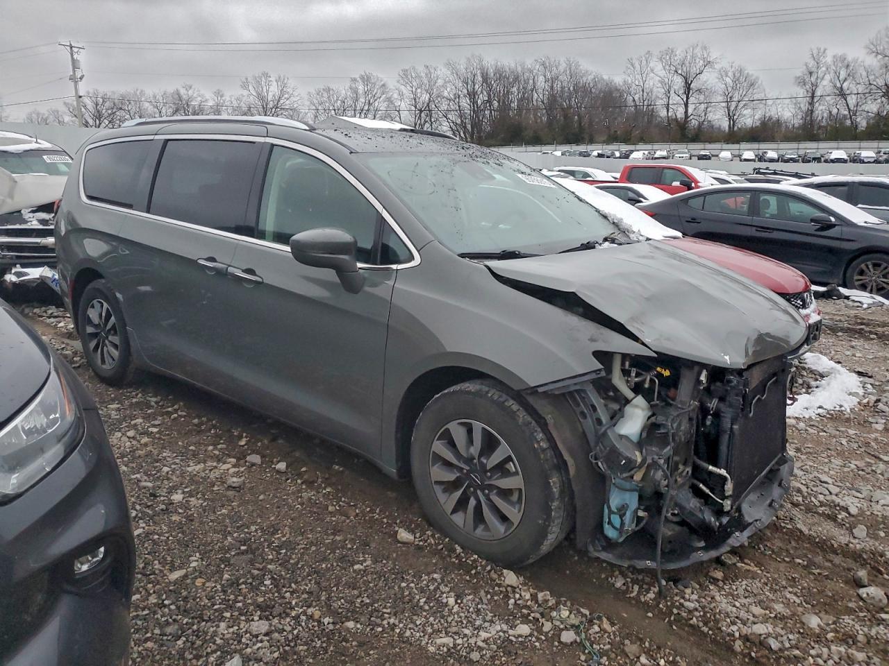 2021 Chrysler Pacifica Touring l