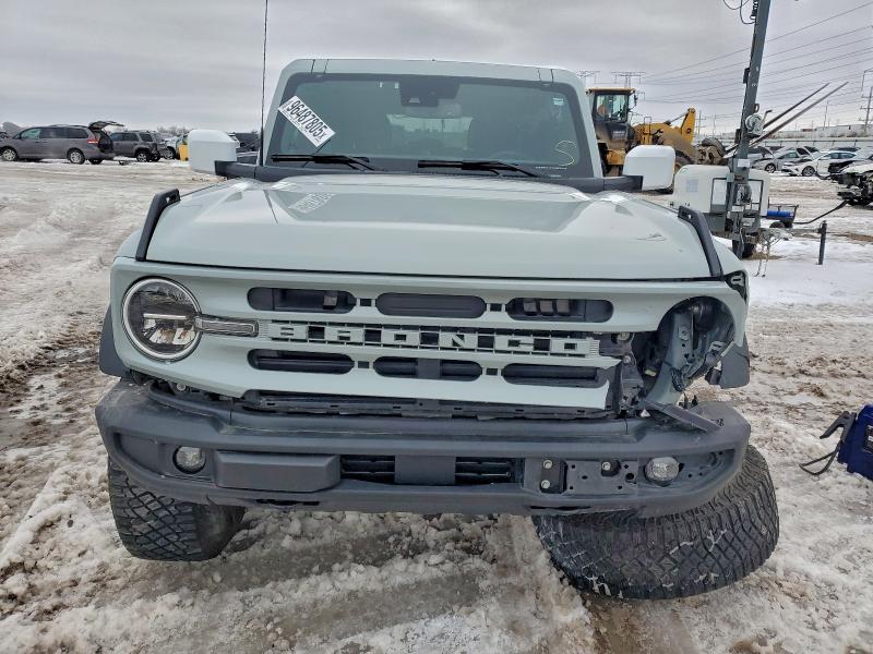2021 Ford Bronco Base