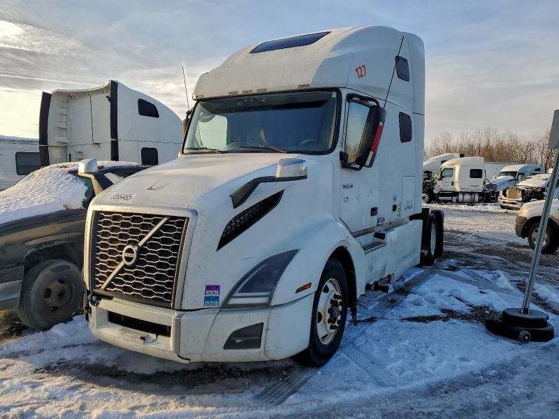 2019 Volvo VNL Semi Truck