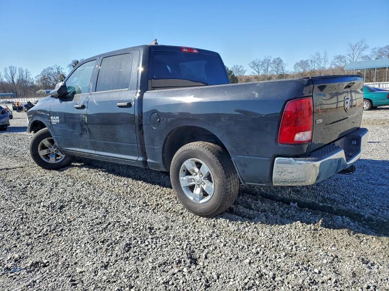 2022 Dodge Ram 1500 Classic slt