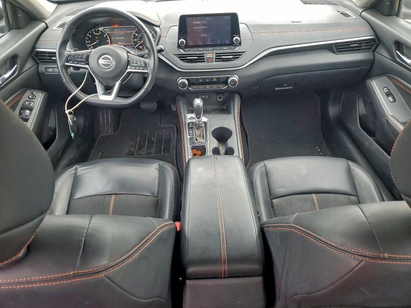 2021 Nissan Altima sr
