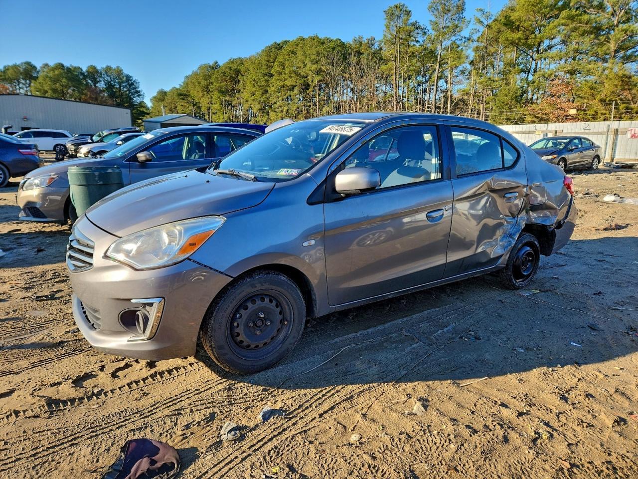 2017 Mitsubishi Mirage G4 es