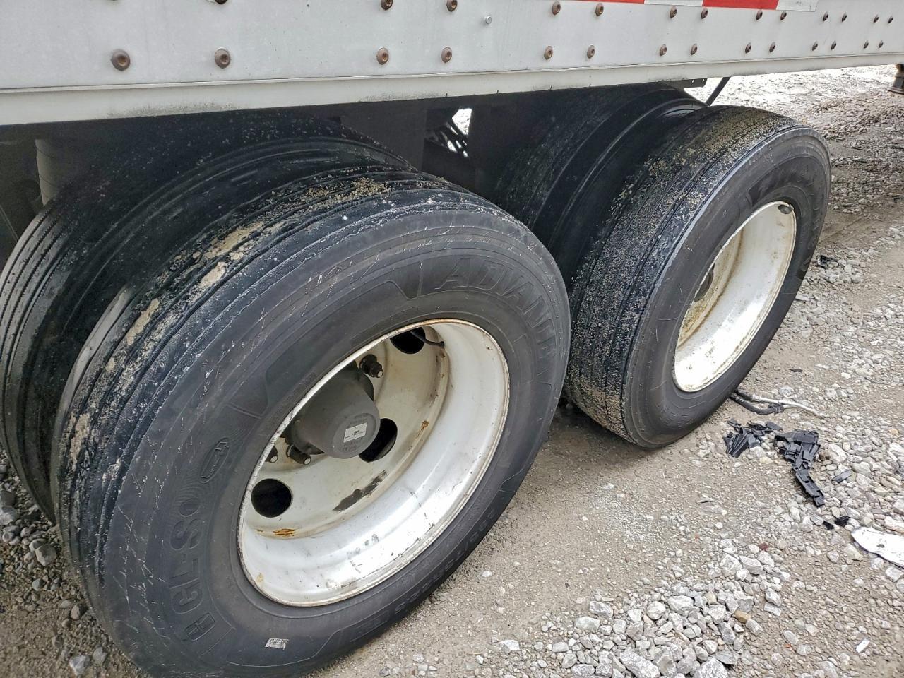 2009 Wabash DRY Van Trailer