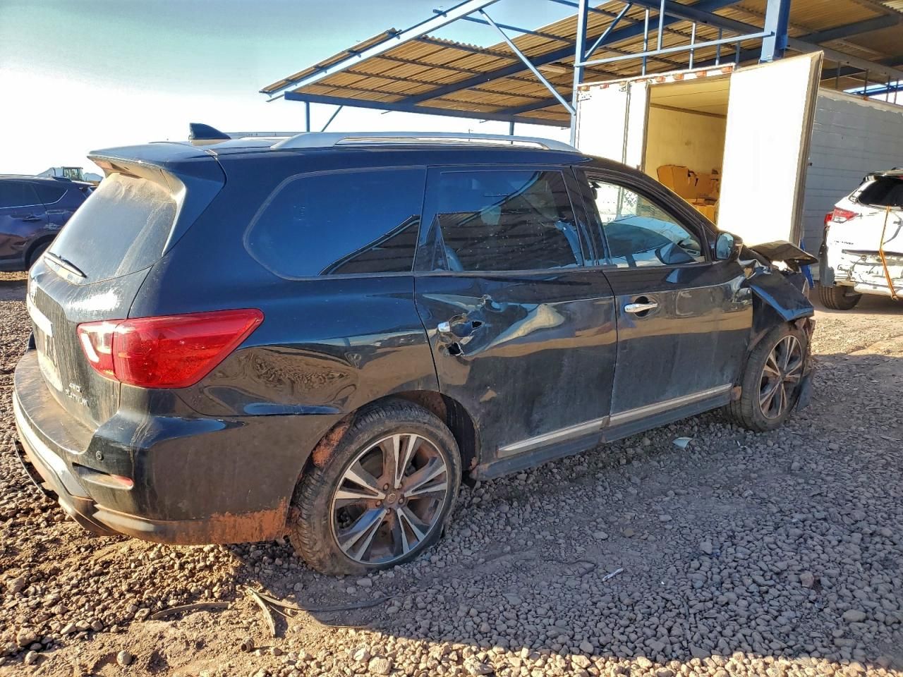 2020 Nissan Pathfinder Platinum