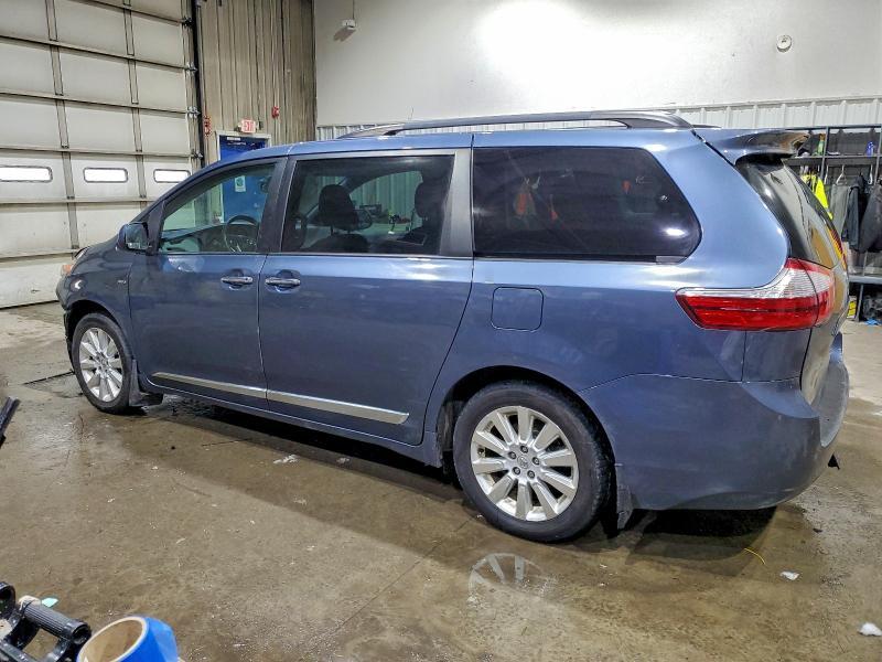 2016 Toyota Sienna xle