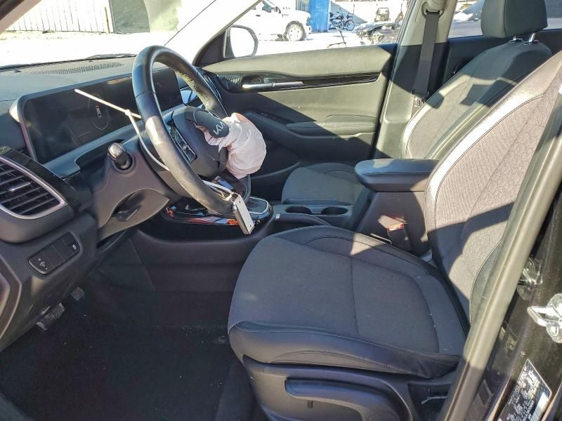 2024 KIA Seltos x Line