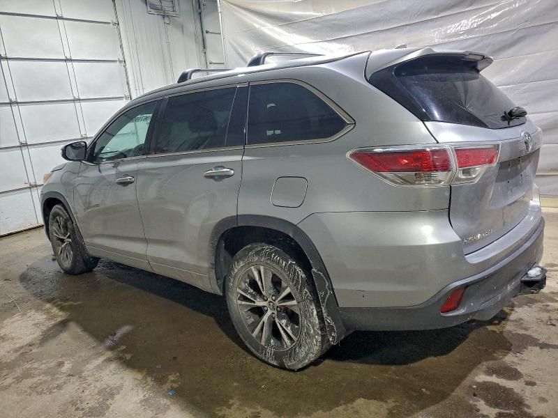 2016 Toyota Highlander xle