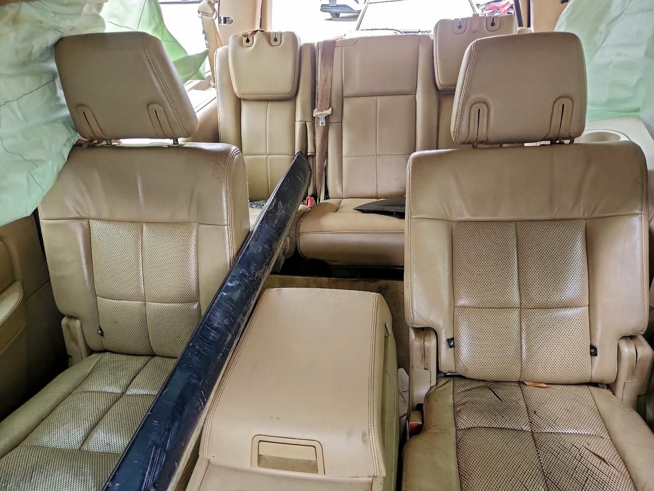 2010 Lincoln Navigator l