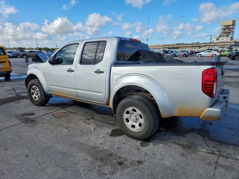 2017 Nissan Frontier s