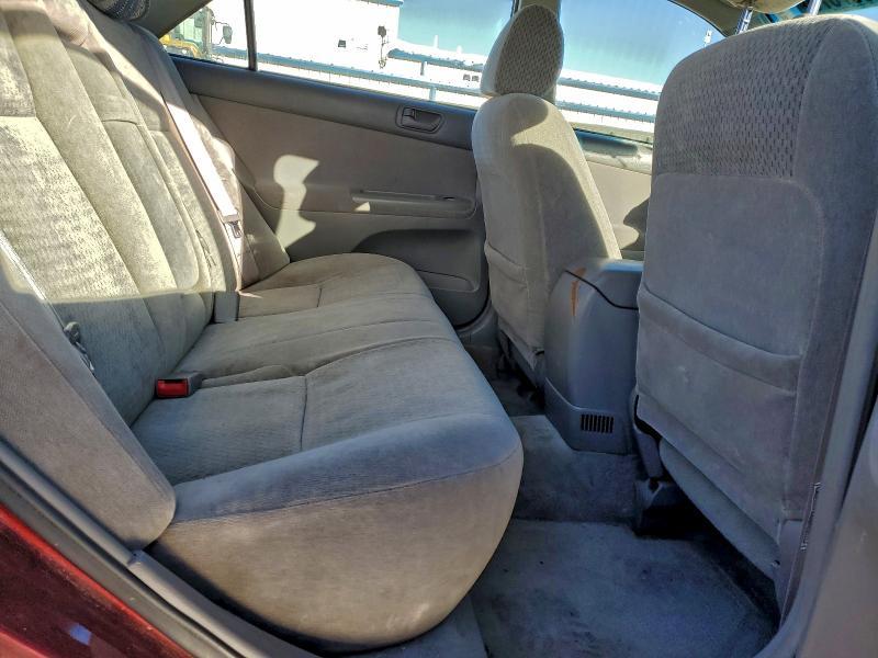 2002 Toyota Camry le