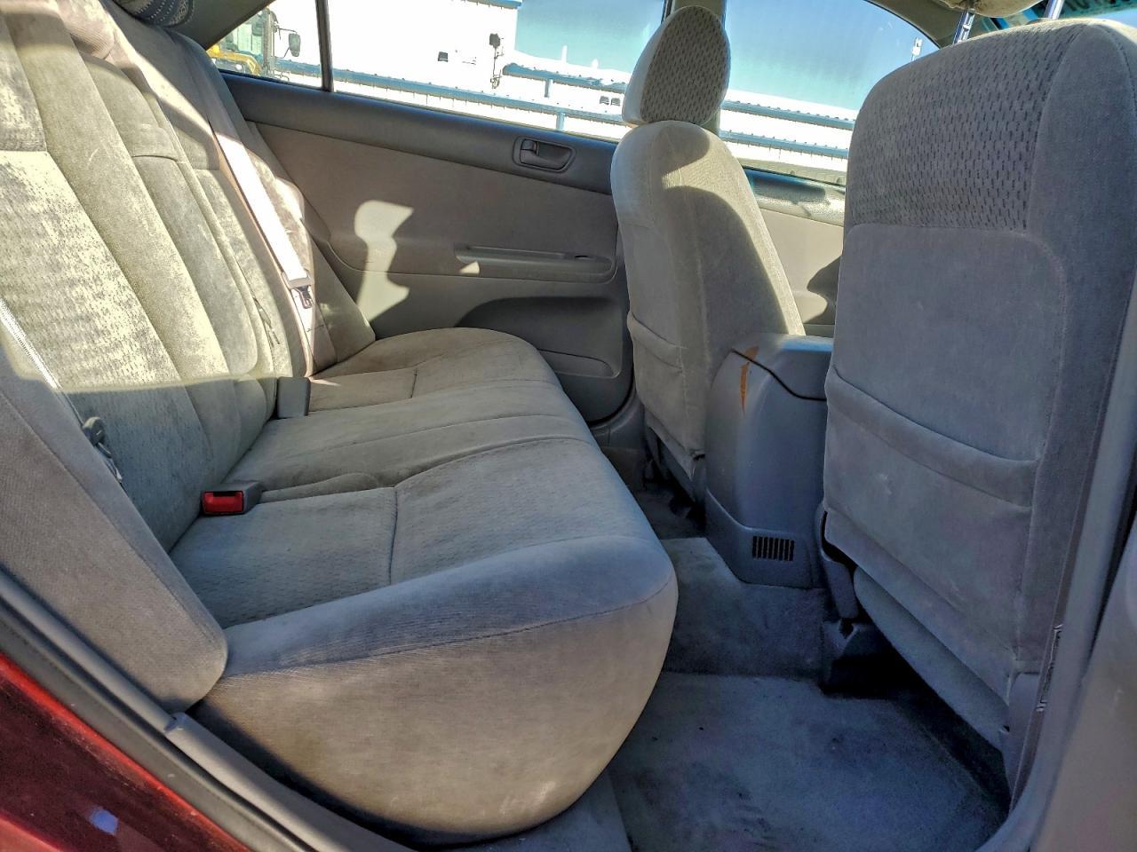 2002 Toyota Camry le