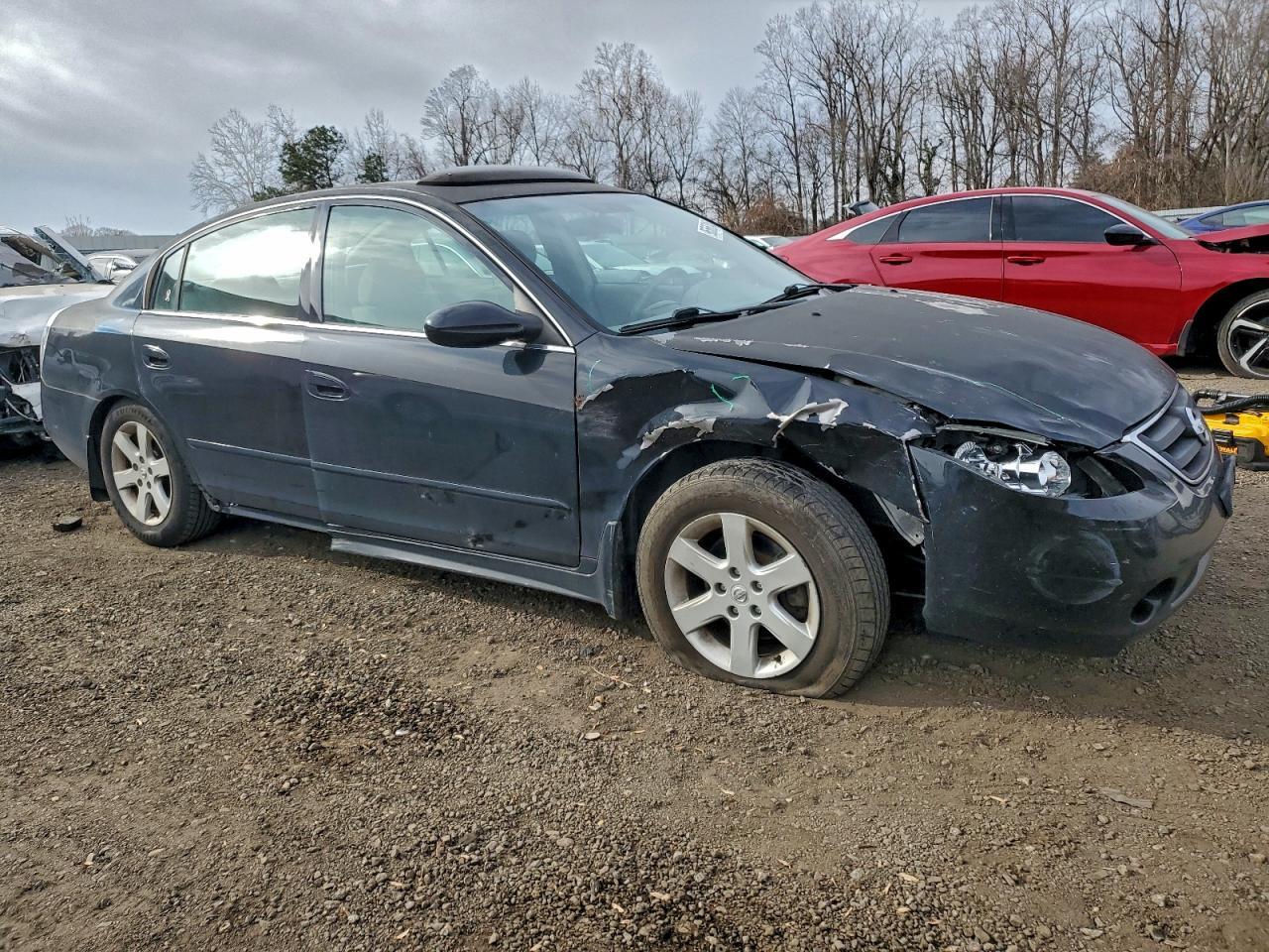 2002 Nissan Altima Base