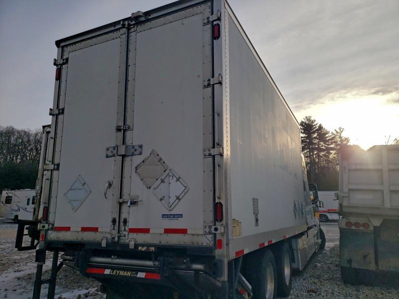 2017 Volvo VNL BOX Truck