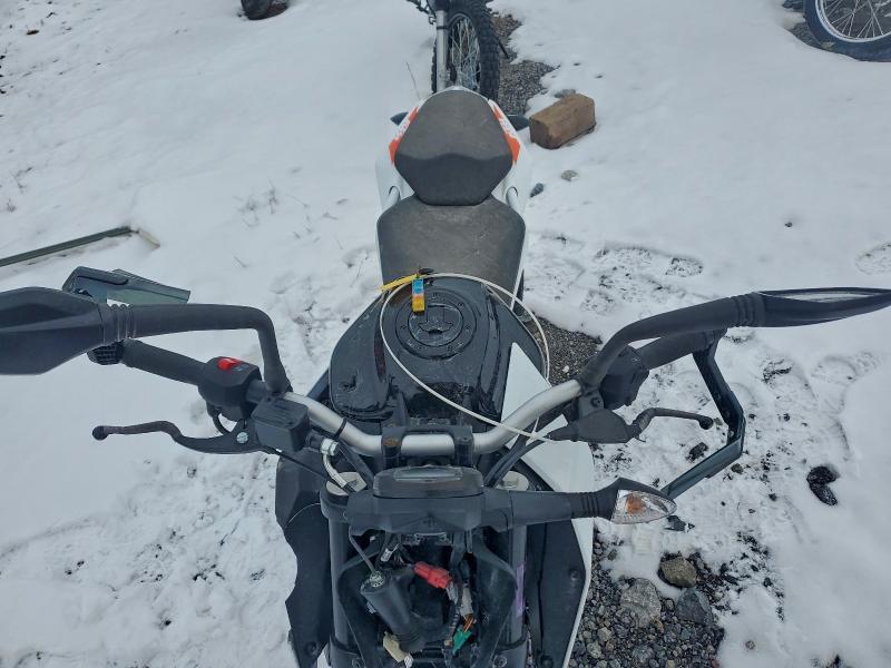 2022 KTM 200 Duke