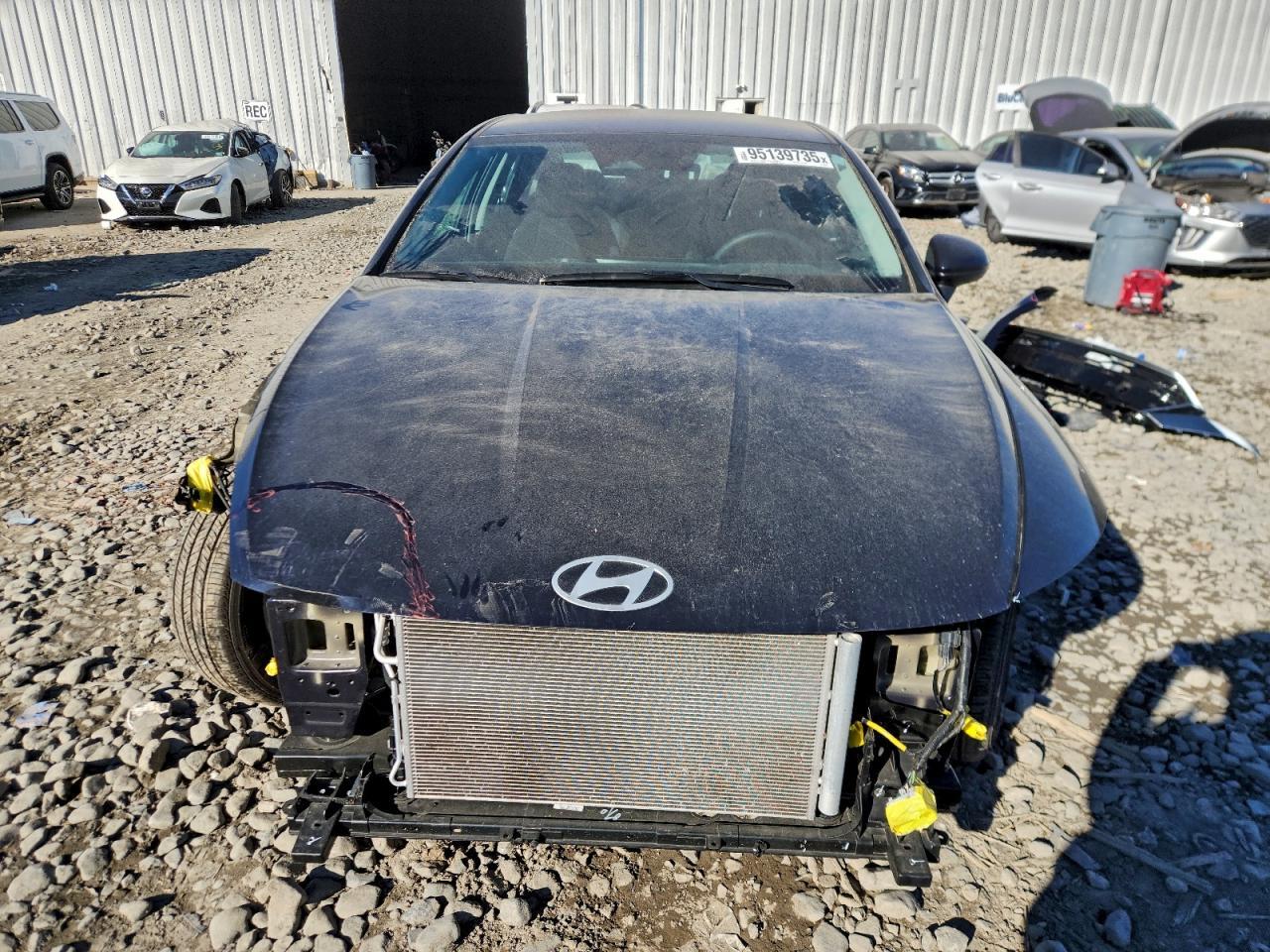 2025 Hyundai Sonata se