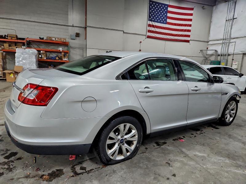 2012 Ford Taurus sel