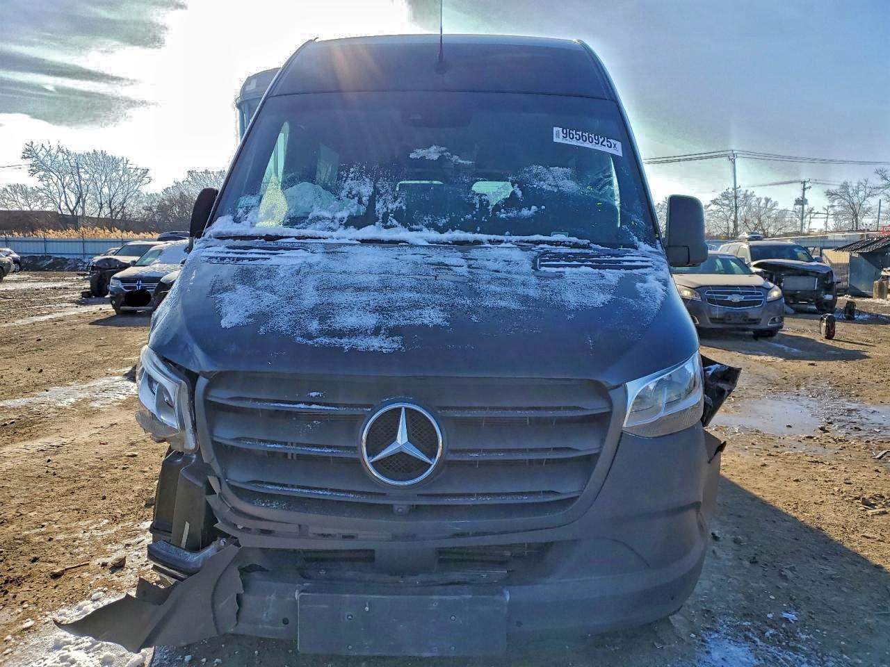 2024 Mercedes-Benz Sprinter 2500