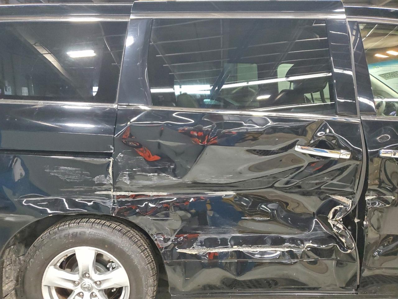 2013 Nissan Quest s