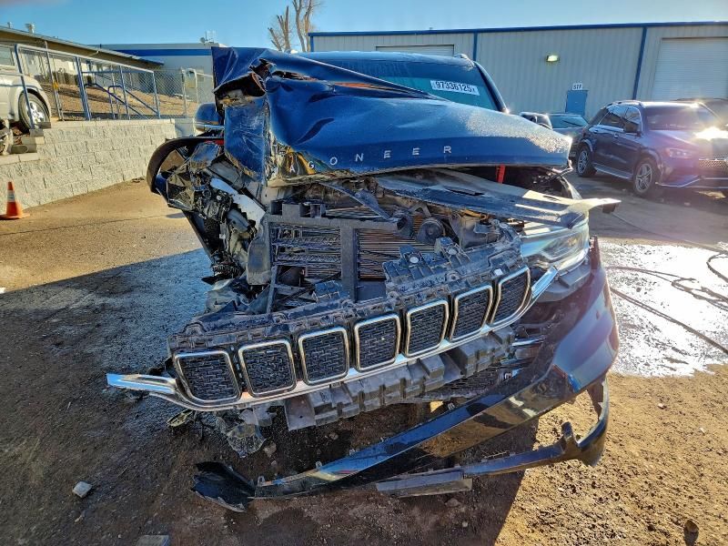 2022 Jeep Wagoneer Series ii