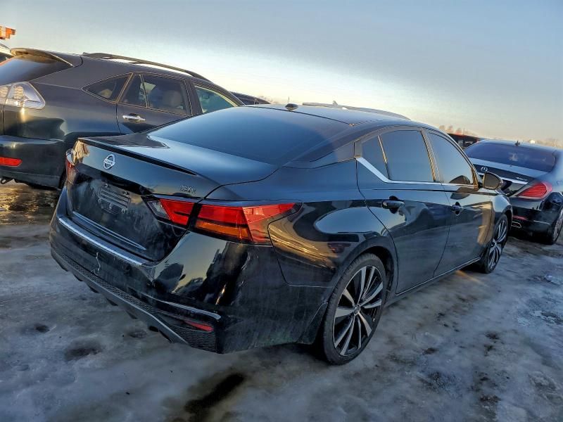 2021 Nissan Altima sr