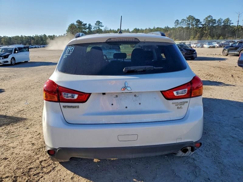 2015 Mitsubishi Outlander Sport se